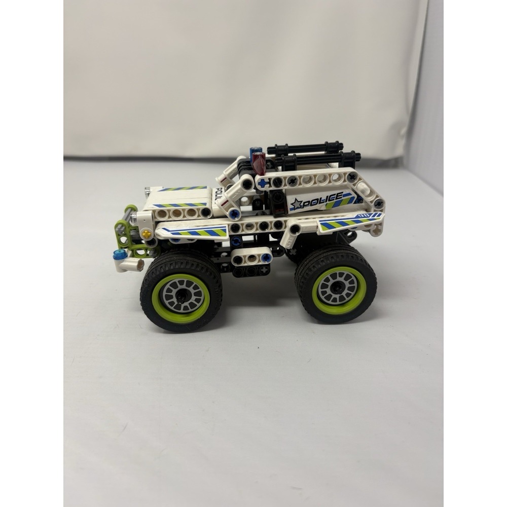 LEGO Technic Police Interceptor - 42027 Retired Pullback Working As Is